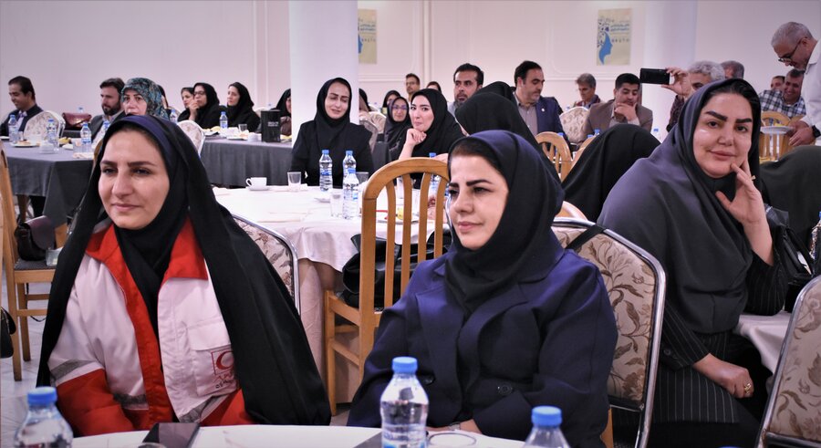 روز روانشناس و مشاور - 1404 روز روانشناس و مشاور - 1404
