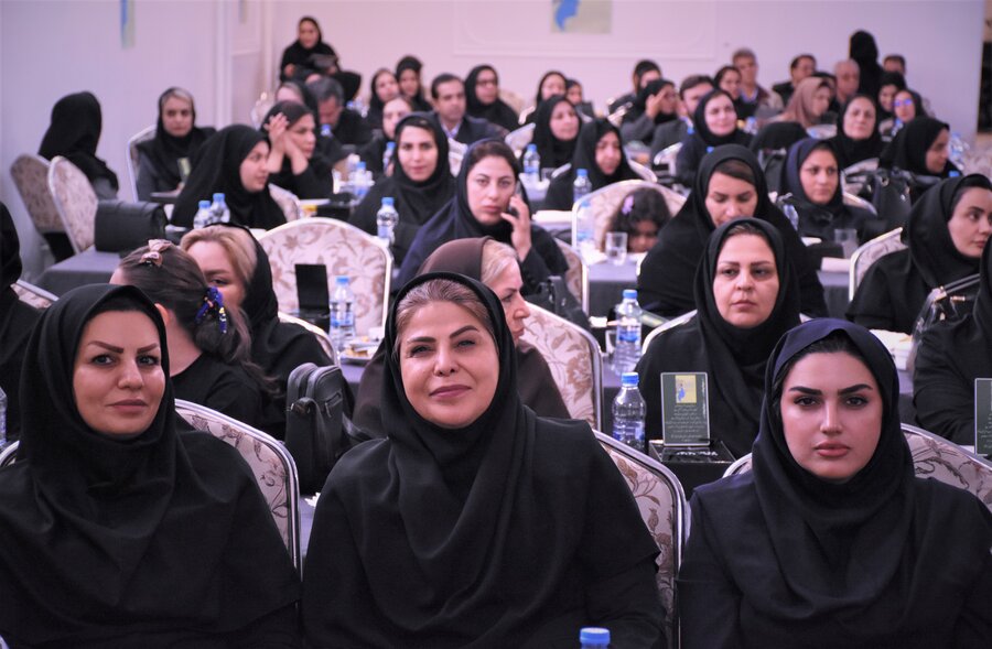 روز روانشناس و مشاور - 1404 روز روانشناس و مشاور - 1404