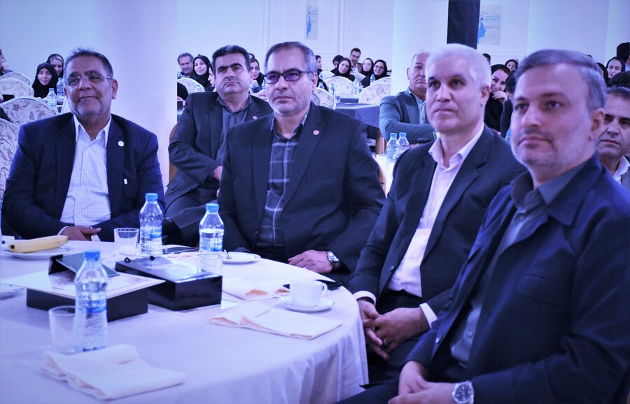 روز روانشناس و مشاور - 1404 روز روانشناس و مشاور - 1404