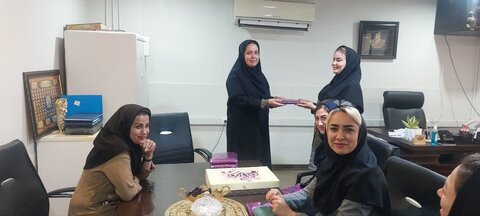 تجلیل از همکاران مرکز حضرت فاطمه (س)