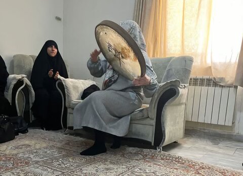 برپایی مراسم گرامیداشت روز دختر در اورژانس اجتماعی نجات بهزیستی شهرستان کرج