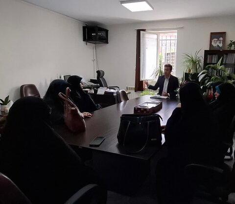 کرج | برپایی مراسم گرامیداشت روز دختر در اورژانس اجتماعی نجات بهزیستی شهرستان کرج