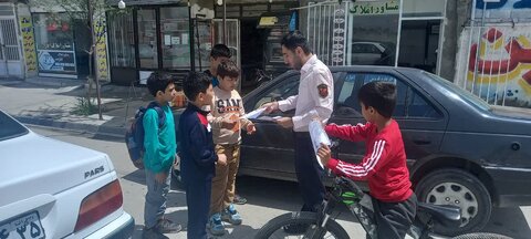 آذر-شرقی.