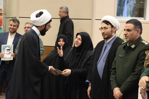 گزارش تصویری| آیین اهدای ویلچرهای برقی به توان خواهان تحت پوشش بهزیستی استان اردبیل