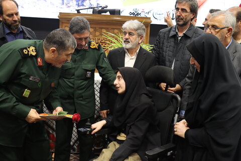 گزارش تصویری| آیین اهدای ویلچرهای برقی به توان خواهان تحت پوشش بهزیستی استان اردبیل