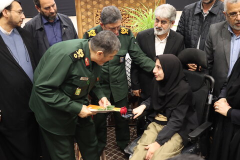 گزارش تصویری| آیین اهدای ویلچرهای برقی به توان خواهان تحت پوشش بهزیستی استان اردبیل