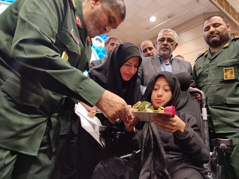 گزارش تصویری| آیین اهدای ویلچرهای برقی به توان خواهان تحت پوشش بهزیستی استان اردبیل