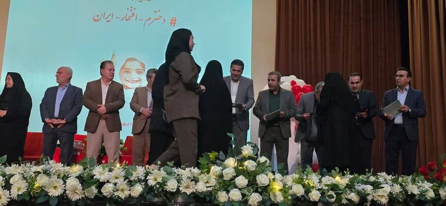 تجلیل از دختران بوکانی همزمان با ولادت حضرت معصومه سلام‌الله‌علیها و روز دختر