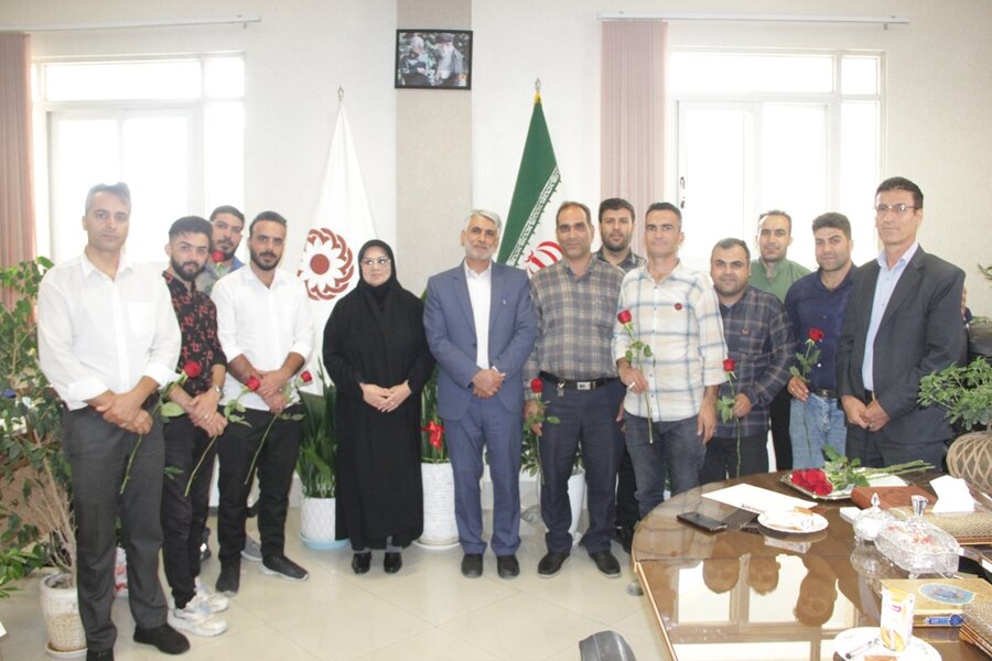 تجلیل از نیروهای خدماتی شاغل در ستاد بهزیستی 
