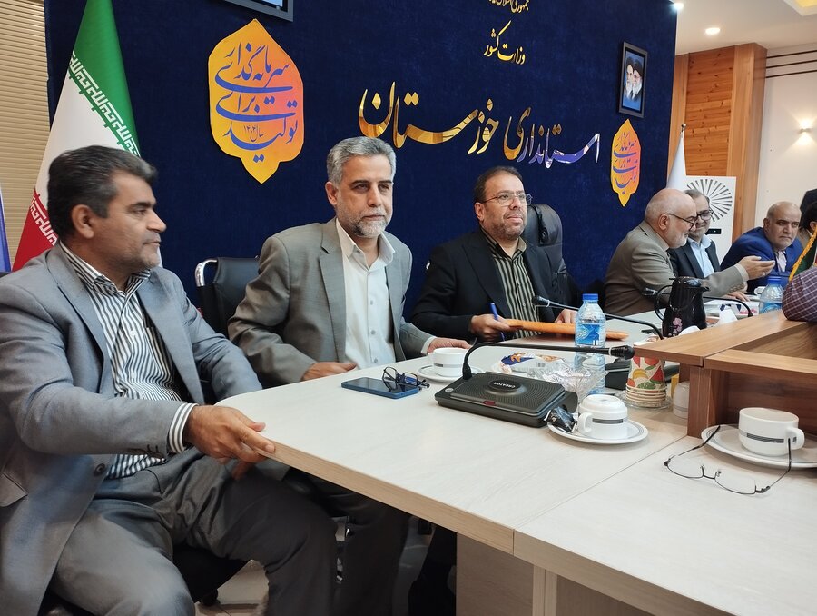 برنامه ملاقات مردمی مدیر کل بهزیستی خوزستان در استانداری