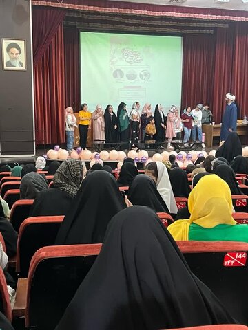 حضور فرزندان مقیم خانه های درخشان امام رضا (ع) و خورشید مهر هادی در جشن روز دختر