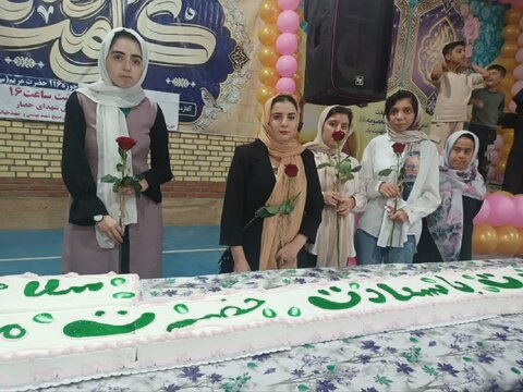 کرج | جشن بزرگ دهه کرامت ویژه دختران دارای معلولیت برگزار شد