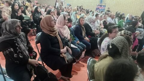 کرج | جشن بزرگ دهه کرامت ویژه دختران دارای معلولیت برگزار شد