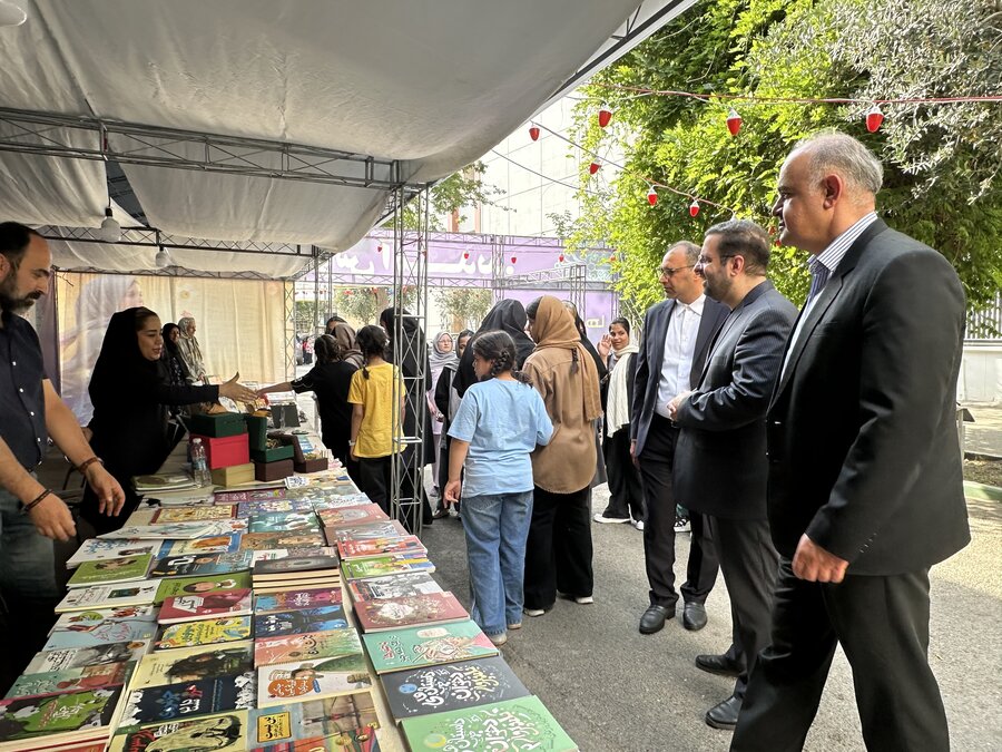 بازدید رئیس منطقه ۱ و بازرس کل استان تهران از شیرخوارگاه شبیر؛ تأکید بر نقش حمایت‌گرانه بهزیستی در تربیت و توانمندسازی نسل آینده