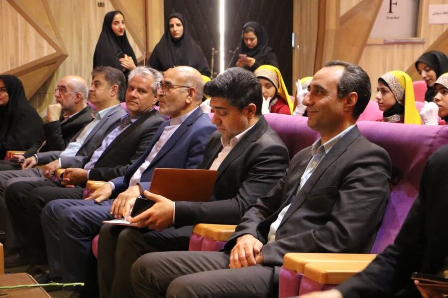 برگزاری جشن سپاس معلم و قدردانی از معلمان دلسوز آموزش و پرورش استثنایی در یزد