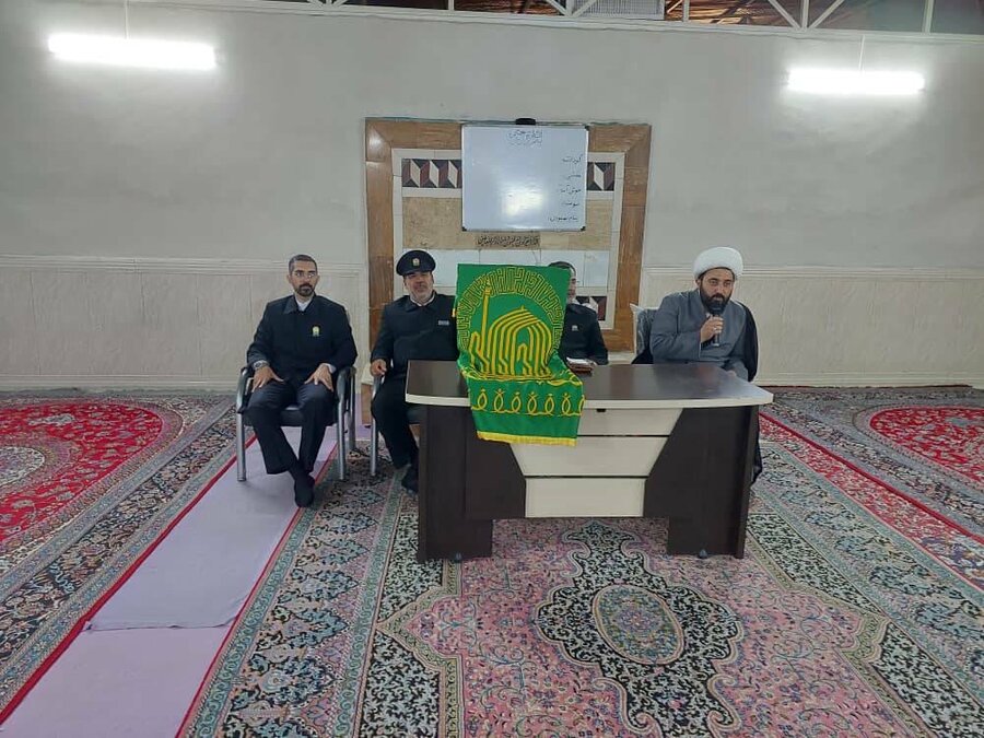 پیشوا | مراسم پرچم گردانی متبرک حرم امام رضا(ع) باحضور خدام آستان قدس رضوی