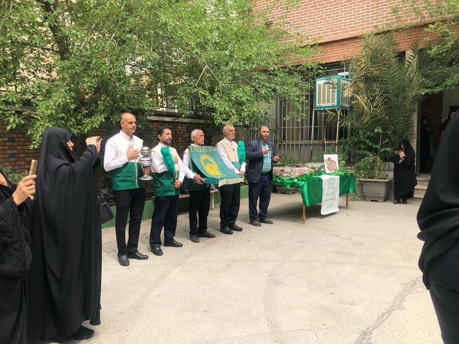 شهرستان تهران | برگزاری مراسم پرچم‌گردانی آستان مقدس امام رضا (ع) و روز دختر در مرکز خیام