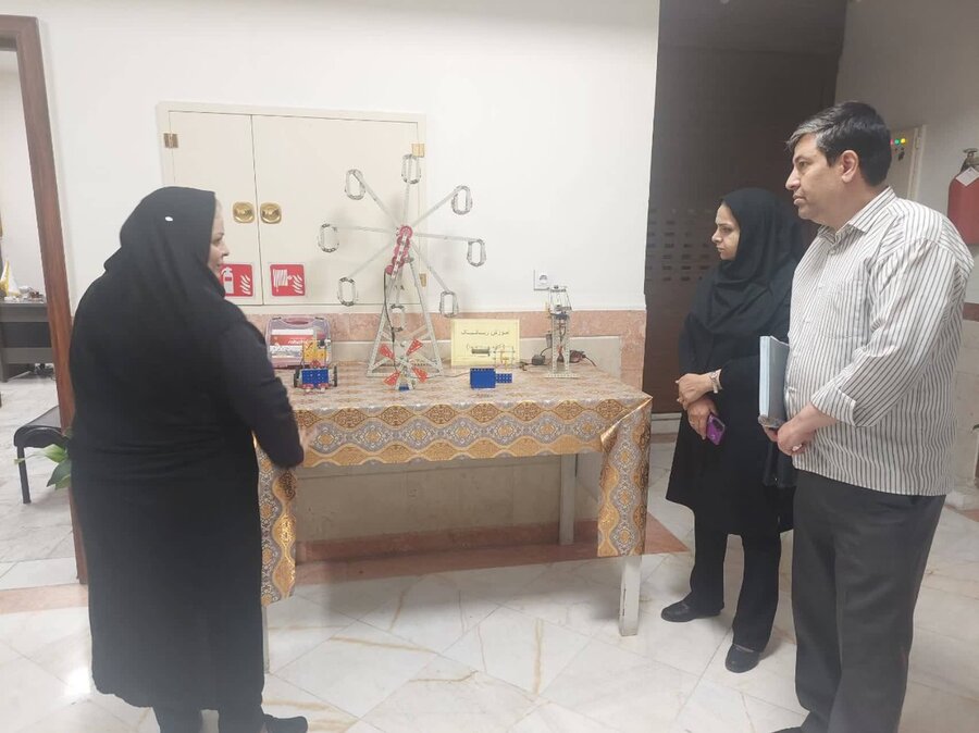 شهرری | بازدید معاون توسعه کارآفرینی و اشتغال بهزیستی شهرستان ری از آموزشگاه فنی‌ و حرفه‌ای