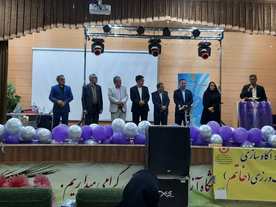 اقلید|تقدیر از تسهیلگران و فعالان طرح خودمراقبتی و تاب آوری خاتم