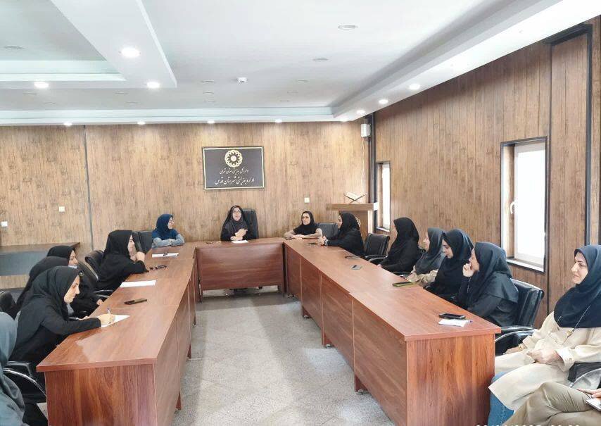 شهر قدس | جلسه عفاف و حجاب ویژه پرسنل اداره برگزار شد