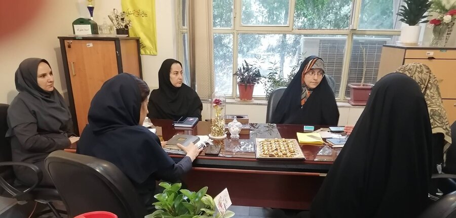 شهرستان تهران | برگزاری نشست هم‌اندیشی با کارگروه اقتصادی مشاغل نو دانشگاه تهران