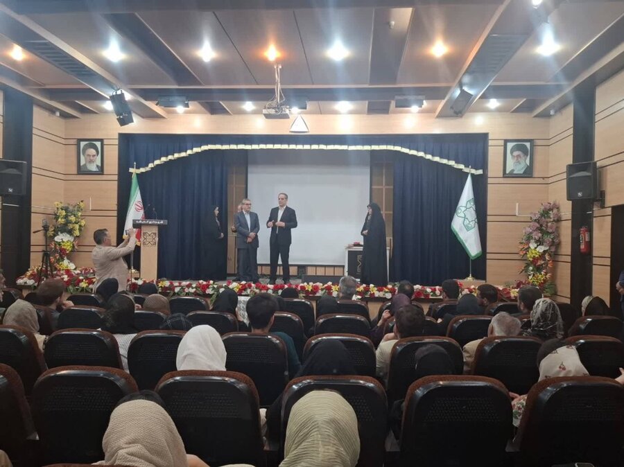 شهریار | مراسم باشکوه گرامیداشت روز روانشناس ومشاور در شهر اندیشه برگزار شد