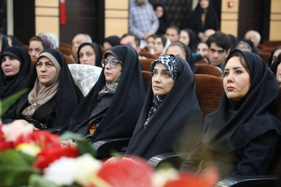 شهریار | مراسم باشکوه گرامیداشت روز روانشناس ومشاور در شهر اندیشه برگزار شد