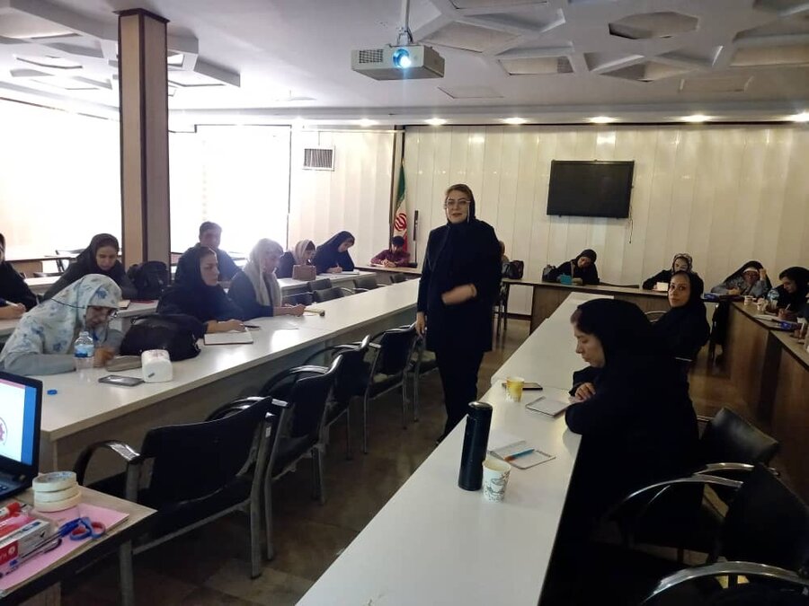 کارگاه پروژه نویسی و مستندسازی، تسهیلگران همیار استان تهران را توانمند کرد