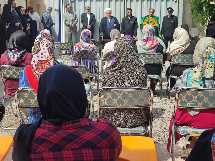 شهریار | آیین پرچم گردانی حرم مطهر رضوی در مراکز تحت نظارت بهزیستی شهرستان