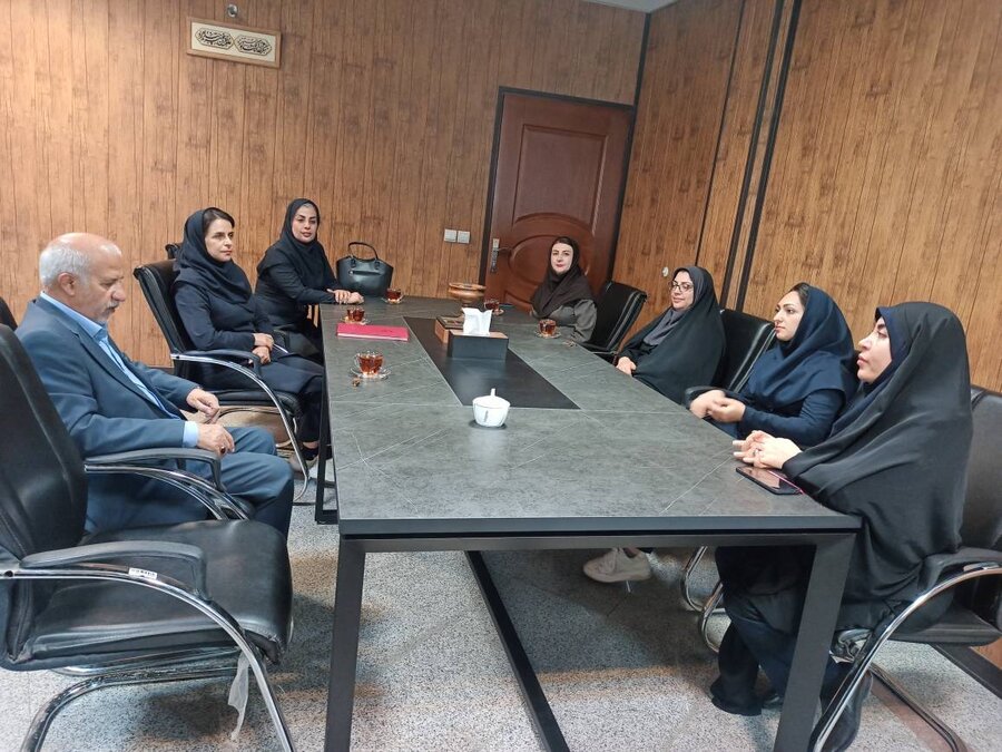 شهر قدس |دیدار مدیر مرکز نگهداری معلولین و سالمندان قدس با رئیس اداره بهزیستی