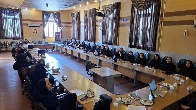 سمیرم| برگزاری کارگاه آموزشی پیشگیری از افسردگی