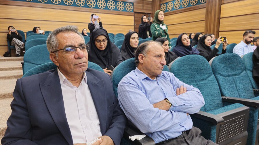 
تجلیل از روانشناسان بهزیستی سیستان و بلوچستان در آیین گرامیداشت هفته روانشناس