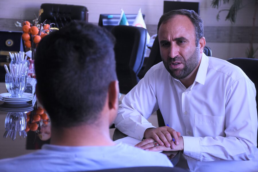 دیدار چهره به چهرۀ مدیرکل بهزیستی با مددجویان