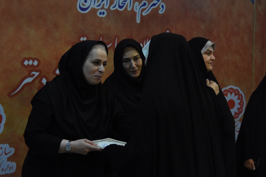 جشن باشکوه روز دختر در مرکز  قدوسی برگزار شد