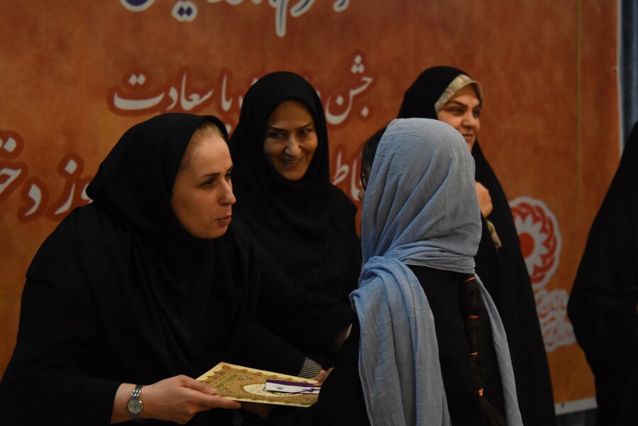 جشن باشکوه روز دختر در مرکز  قدوسی برگزار شد