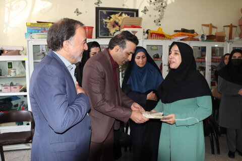 مرکزی