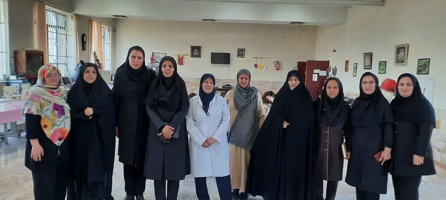 بازدید مدیرکل دفتر امور زنان و بانوان استانداری از مرکز اقامتی، توانمندسازی زنان و دختران آسیب دیده اجتماعی توس بازدید مدیرکل دفتر امور زنان و بانوان استانداری از مرکز اقامتی، توانمندسازی زنان و دختران آسیب دیده اجتماعی توس