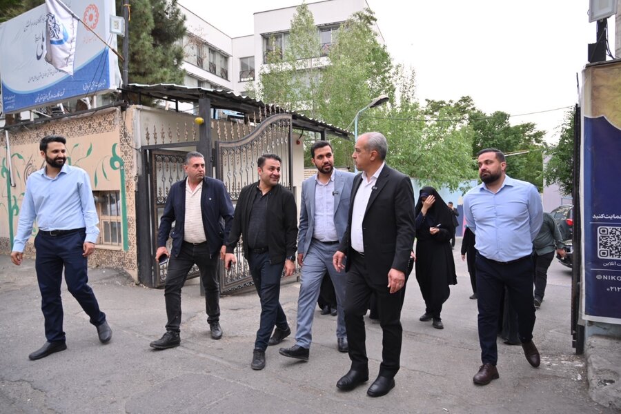 شمیرانات | برگزاری مراسم پرچم‌گردانی خادم‌ یاران رضوی و بازدید شهردار منطقه یک از مرکز نگهداری و توانبخشی  امام علی (ع)