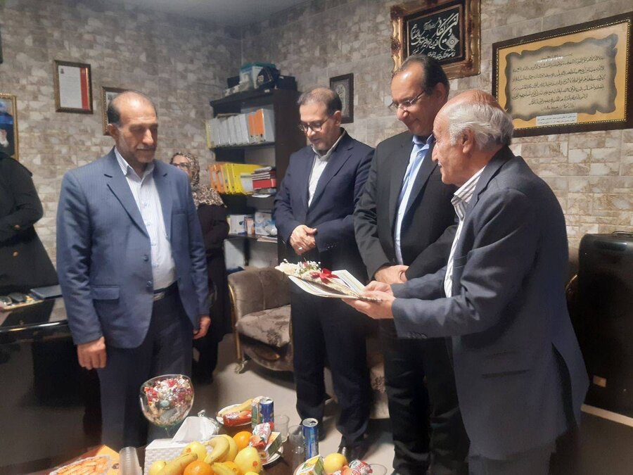 ورامین | بازدید مسئولین شهرستانی در هفته سلامت  از مرکز اعصاب وروان تخت نظارت بهزیستی