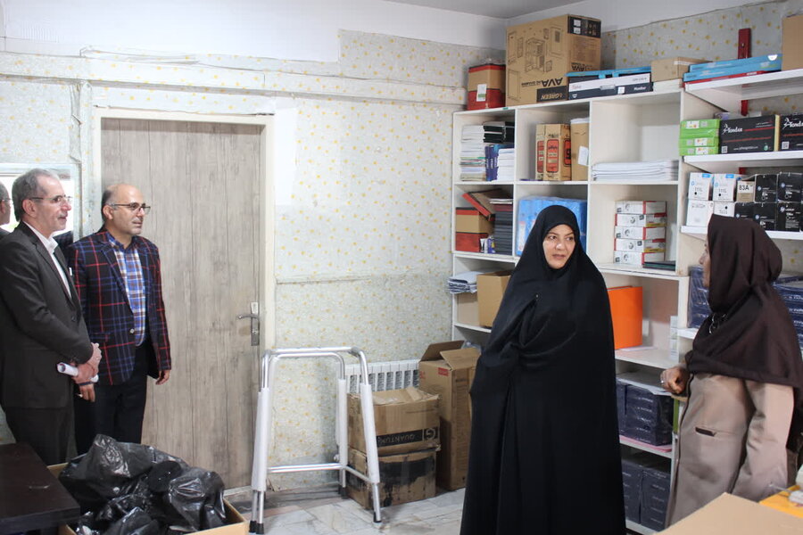 بازدید مدیرکل بهزیستی استان البرز از انبار تجهیزات اداره بهزیستی شهرستان فردیس
