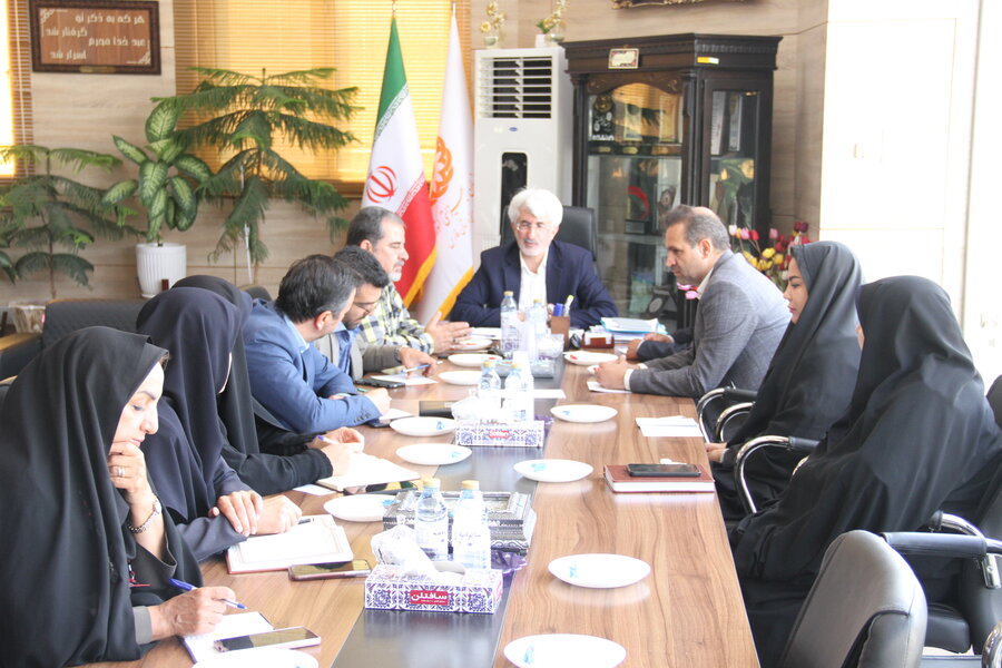 نشست هماهنگی و هم اندیشی برگزاری بیست و یکمین سال همایش کشوری ادبیات عاشورایی  در دفتر مدیر کل بهزیستی فارس برگزار شد.