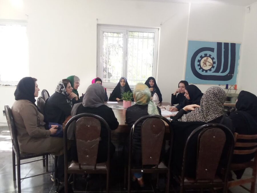 برگزاری کارگاه آموزش خیاطی زنان سرپرست خانوار بیجار
برگزاری کارگاه آموزش خیاطی زنان سرپرست خانوار بیجار