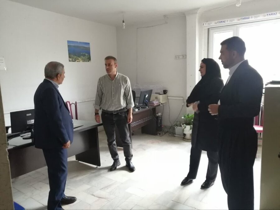 مدیرکل بهزیستی کردستان با کارکنان بهزیستی مریوان دیدار کرد