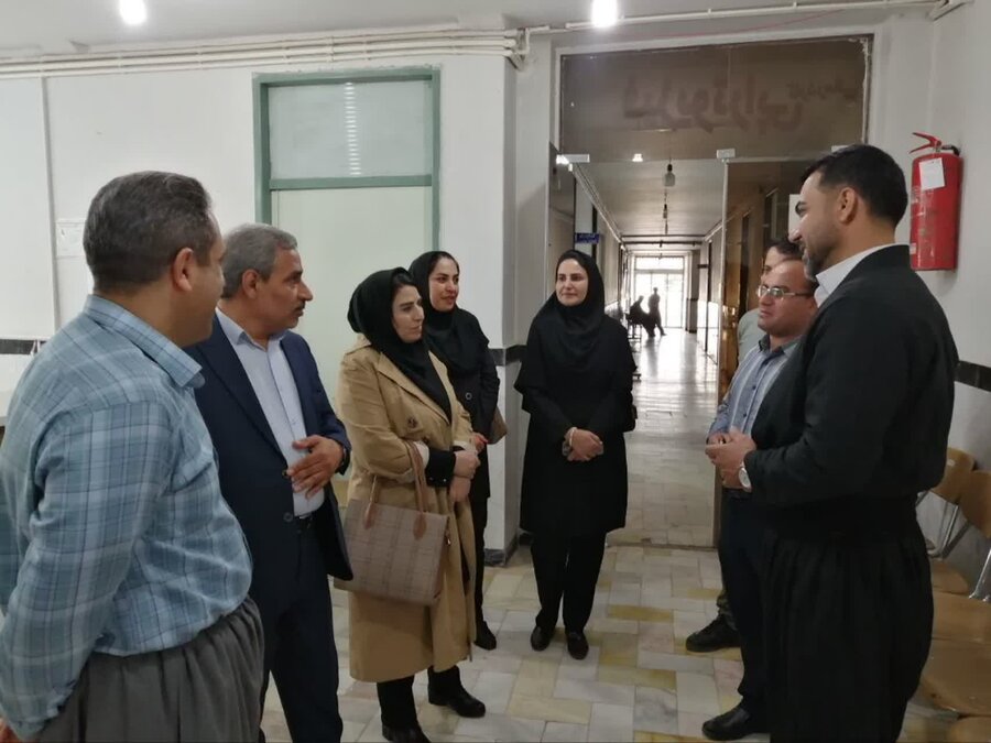 مدیرکل بهزیستی کردستان با کارکنان بهزیستی مریوان دیدار کرد