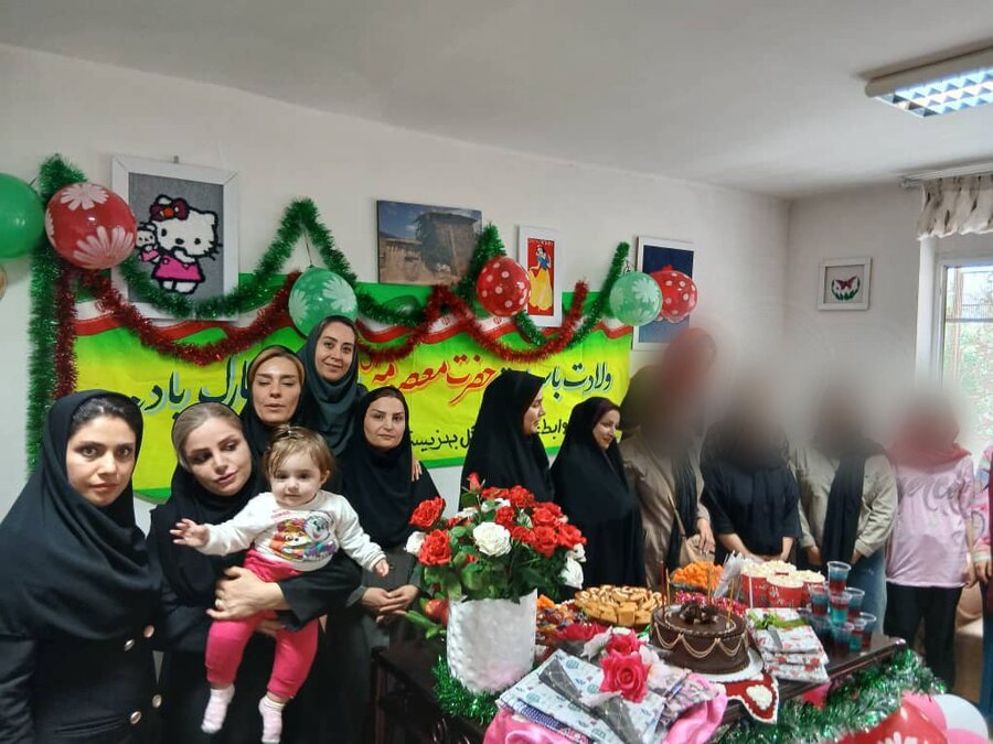 جشن روز دختر در مرکز خانه سلامت اورژانس اجتماعی سنندج برگزار شد