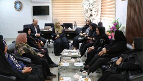 دیدار بانوان بازنشسته با مدیرکل بهزیستی آذربایجان‌غربی در تجلیل از سال‌ها خدمت بی‌وقفه