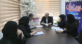 دیدار چهره‌به‌چهره مدیرکل بهزیستی آذربایجان‌غربی با جامعه هدف در قالب میز خدمت