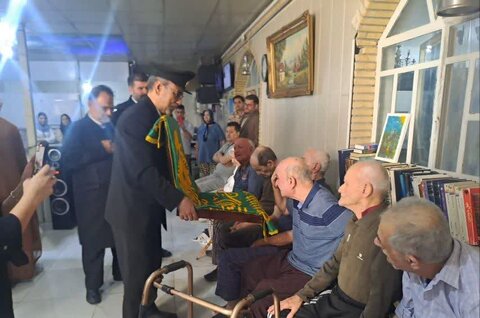 مراسم کاروان زیر سایه خورشید در خانه سالمندان آسایش برگزار شد