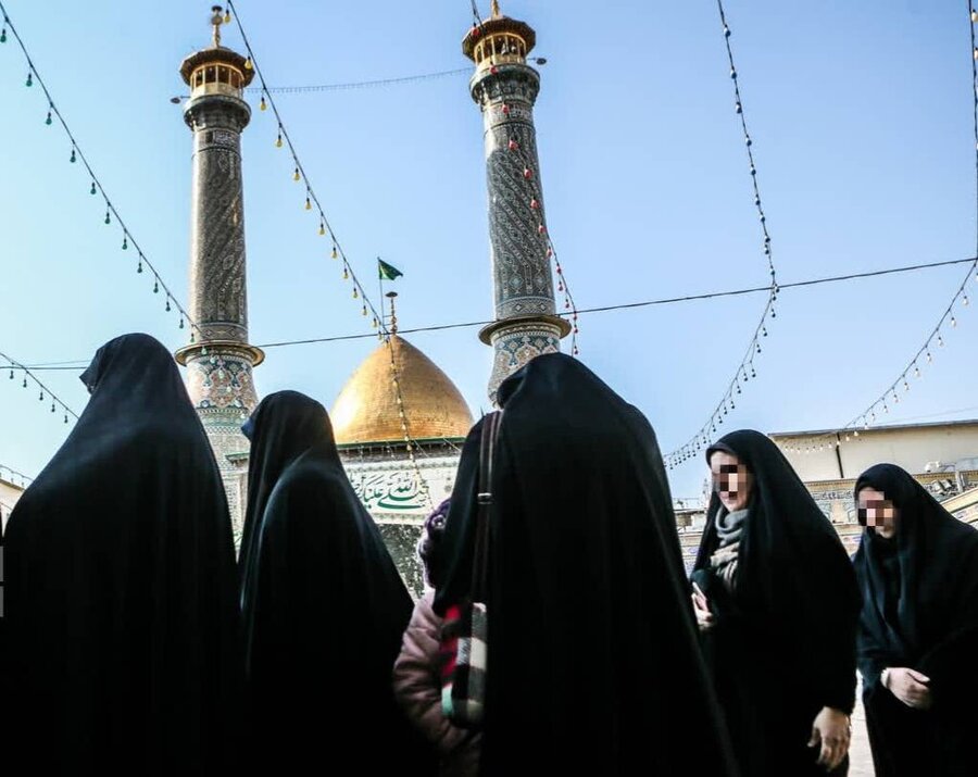 شهرری | برگزاری مراسم زیارت مادر و دختری به مناسبت دهه کرامت در حرم حضرت عبدالعظیم (ع)