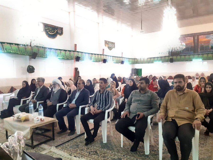 ورامین | تقدیر از دختران کم‌توان ذهنی  مرکز اموزشی روزانه ریحانه